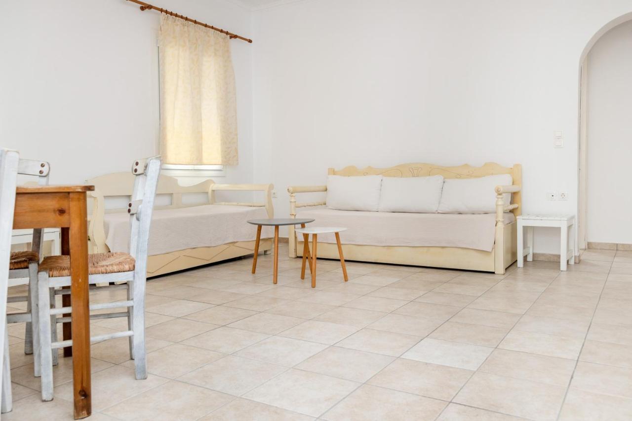 Depis Economy Apartments Naxos City المظهر الخارجي الصورة