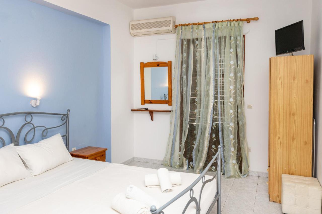 Depis Economy Apartments Naxos City المظهر الخارجي الصورة