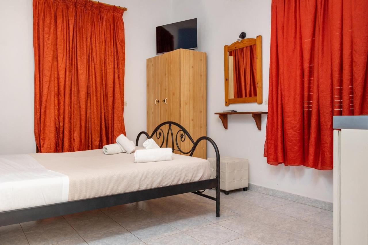Depis Economy Apartments Naxos City المظهر الخارجي الصورة