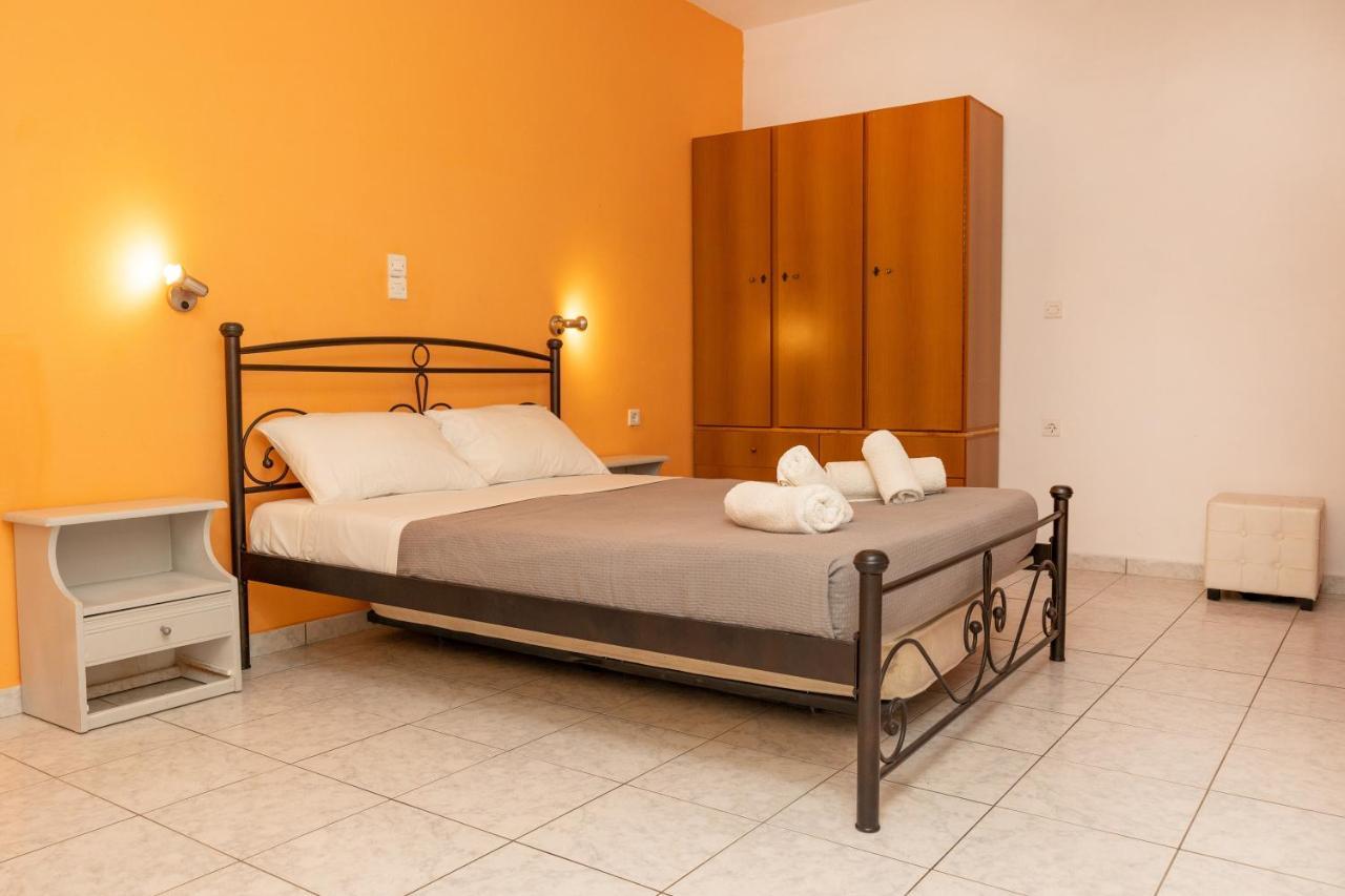 Depis Economy Apartments Naxos City المظهر الخارجي الصورة
