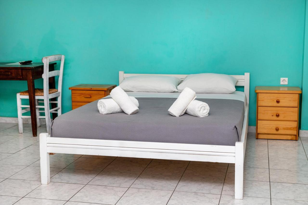 Depis Economy Apartments Naxos City المظهر الخارجي الصورة
